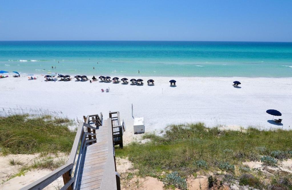 Bungalow, 3 Min Walk To Beach, Golf Cart, 4 Bikes, Wagon Holiday home Seacrest